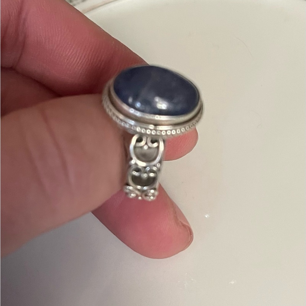 Elegant Silver and Purple Stone Ring